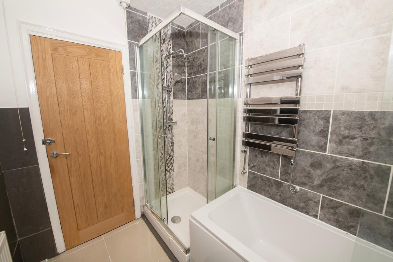 Emmadale Central Bridlington Sleeps 7-8 Экстерьер фото